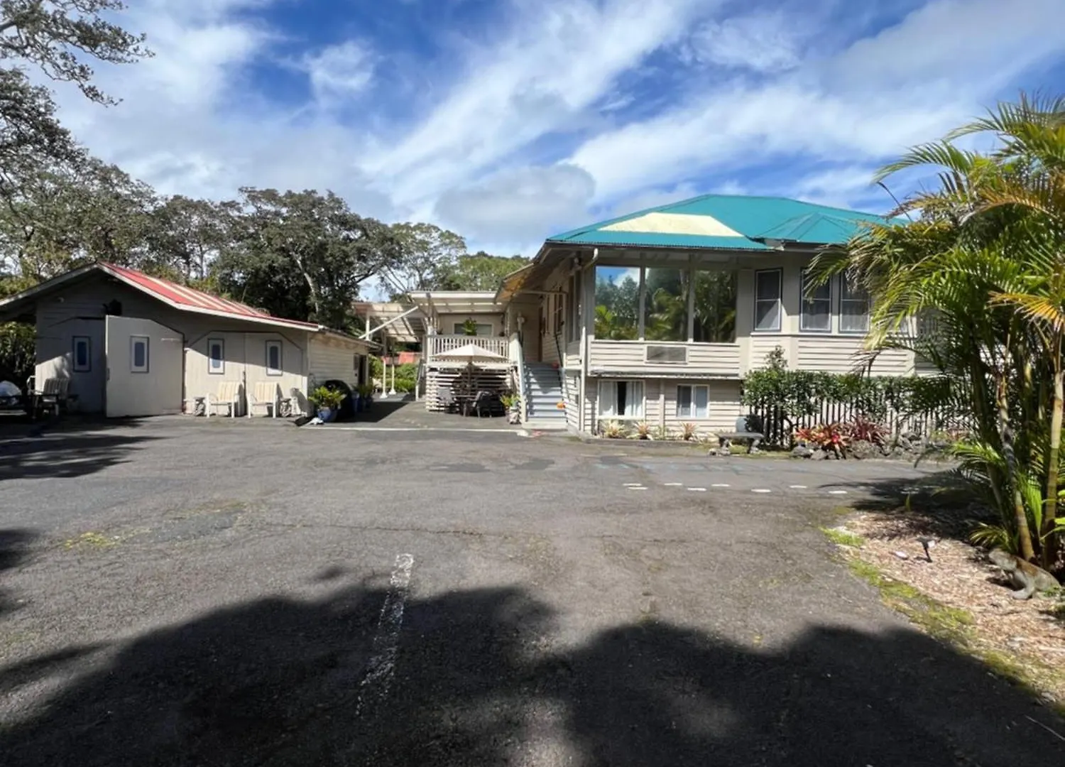 Aloha Junction Bed And Breakfast -Minutes Away From Hawaii Volcanoes National Park