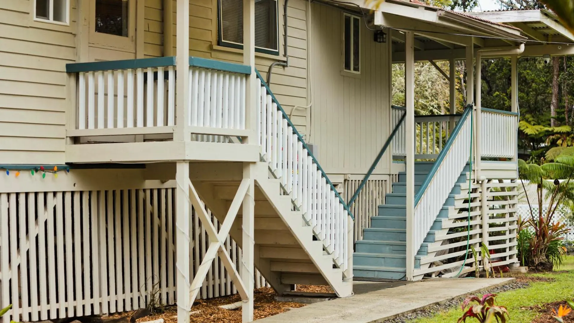 Aloha Junction Bed And Breakfast -Minutes Away From Hawaii Volcanoes National Park United States