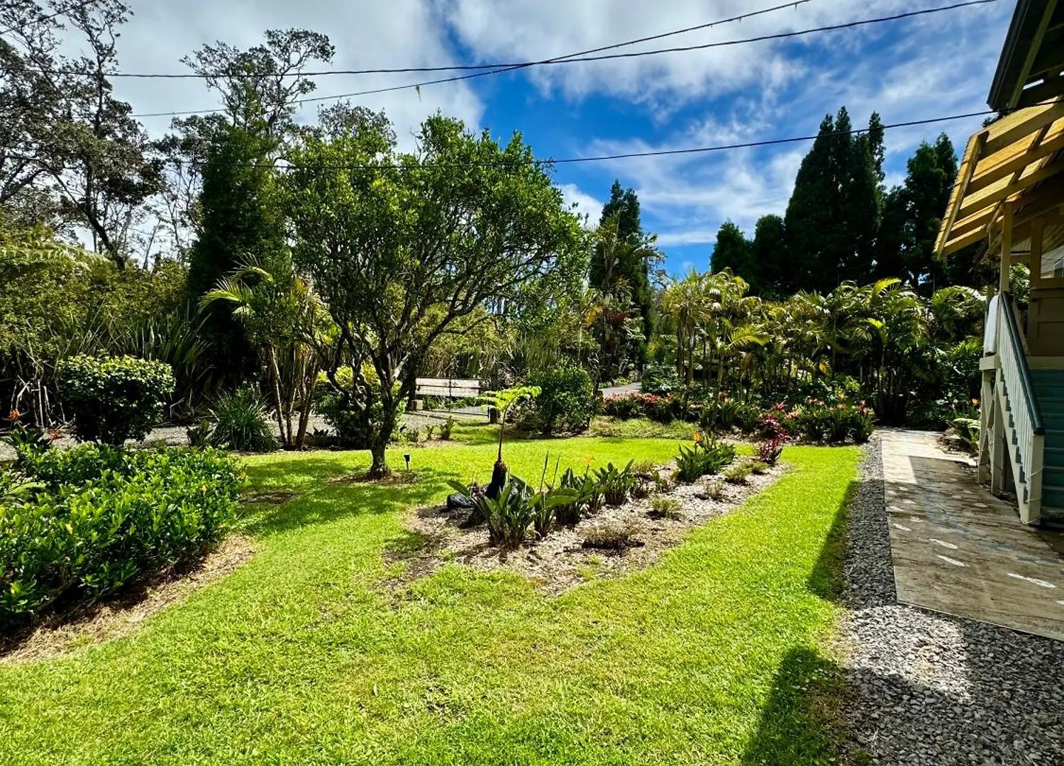 Aloha Junction Bed And Breakfast -Minutes Away From Hawaii Volcanoes National Park Volcano